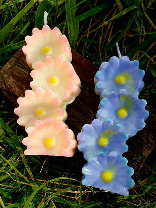 Tall stacked round Daisy Tower