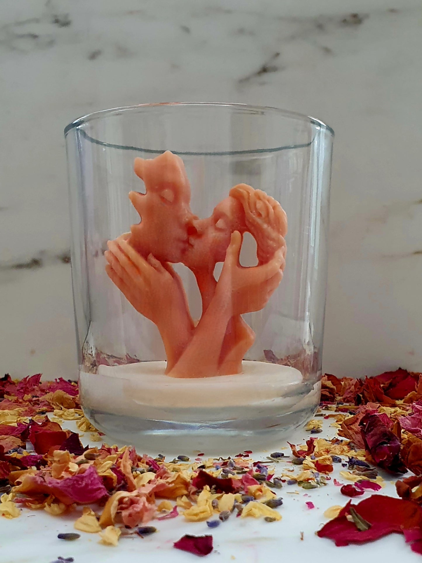 A Couple's Kiss in 30cl jar