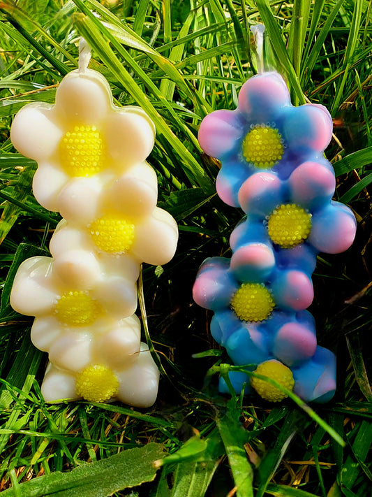 Tall stacked Daisy Tower